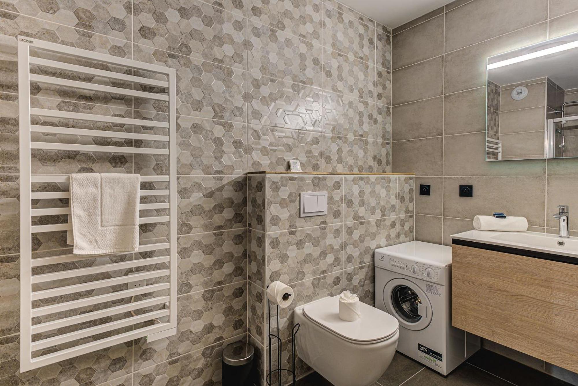 White Pearl A05 Modern Apartment Chamonix Alpes Travel Sleeps 4 To 6 Экстерьер фото